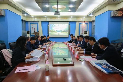 座谈会会场.jpg